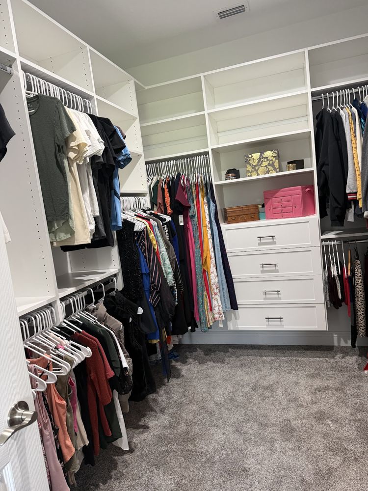 Organized space by OrganiZen